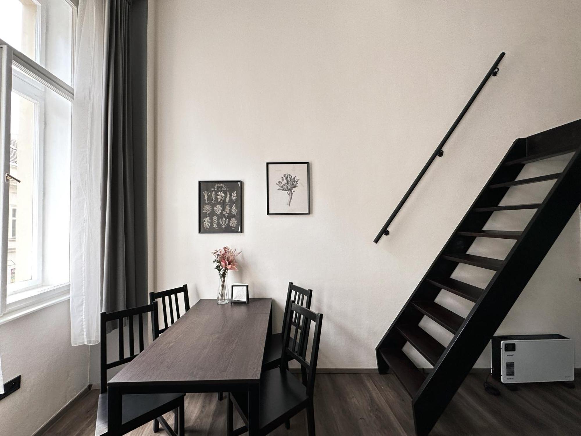 Contemporary Jindrisska Apartment プラハ エクステリア 写真